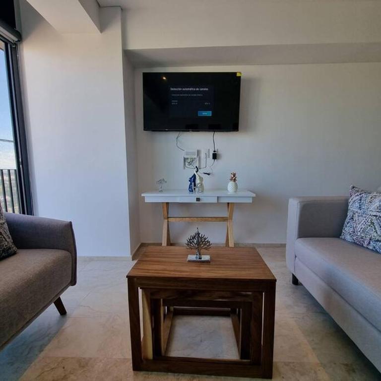 Hermoso apartamento por Andares con A/C - Two-Bedroom Apartment - 24