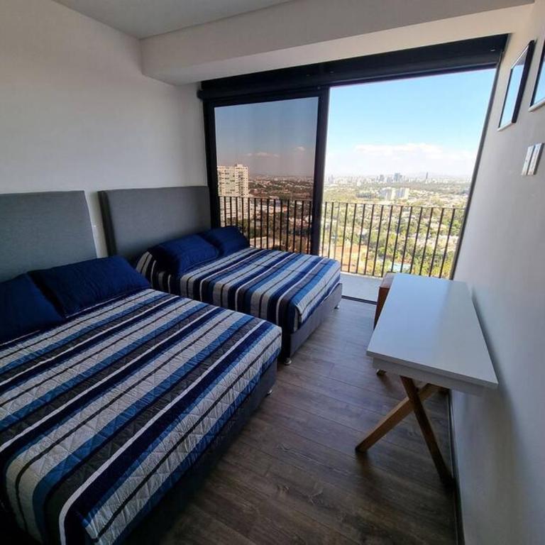 Hermoso apartamento por Andares con A/C - Two-Bedroom Apartment - 34