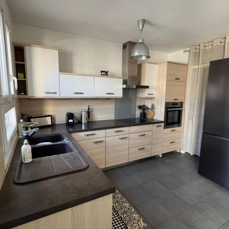 Superbe appartement avec parking - Apartment mit 2 Schlafzimmern - 3