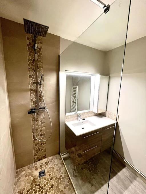 Superbe appartement avec parking - Apartment mit 2 Schlafzimmern - 6
