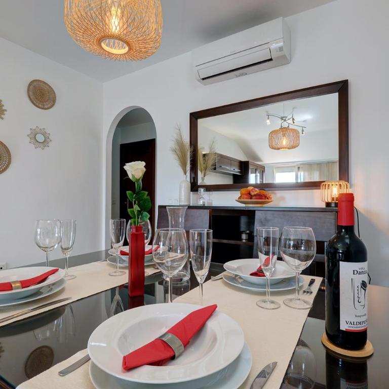 Top Floor Fuengirola Park Apartment with Parking - Apartment with Terrace - 44