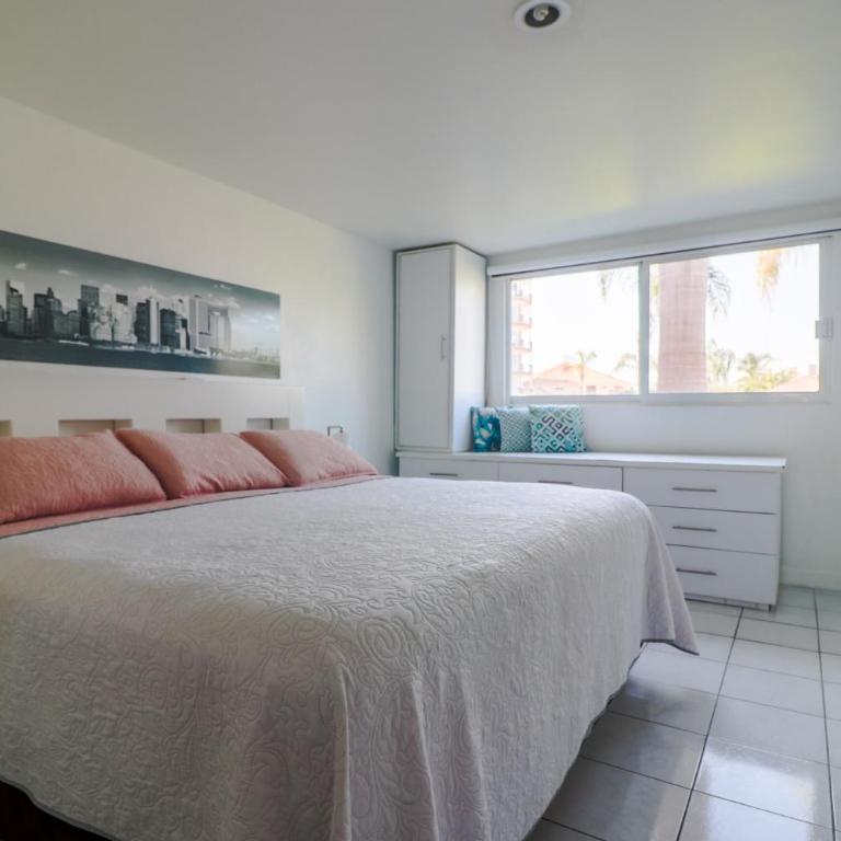 Relax Apt in Marina Puesta del Sol-Pool in Front - Apartment with Pool View - 8