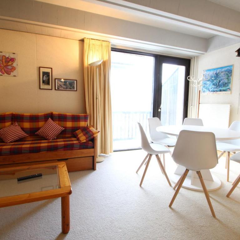 Appartement ski-in/ski-out 6 pers, 45m² - FR-1-687-81 - Appartement - 1