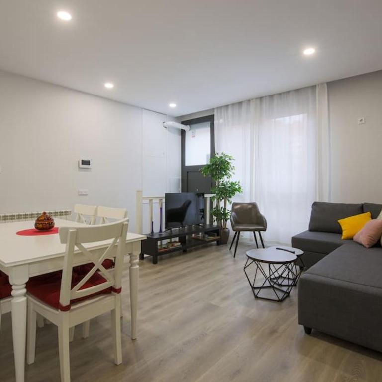 Amplio apto 2 hab a 20min de Puerta del Sol - Apartamento de 1 dormitorio - 1