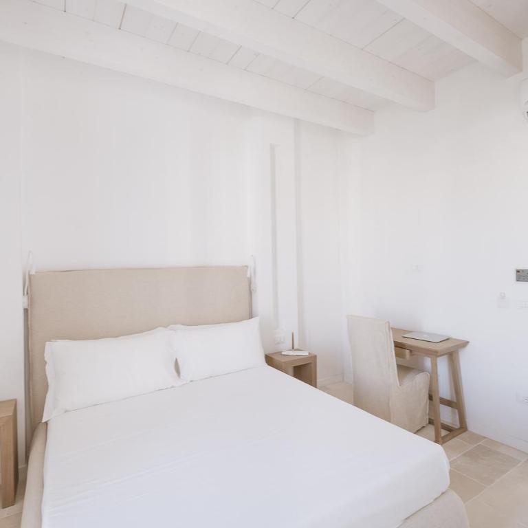 Tra Cielo e Mare - Camera Matrimoniale con Bagno Privato - 3