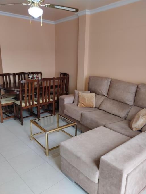 Piso en Grove - Apartamento de 2 dormitorios - 10