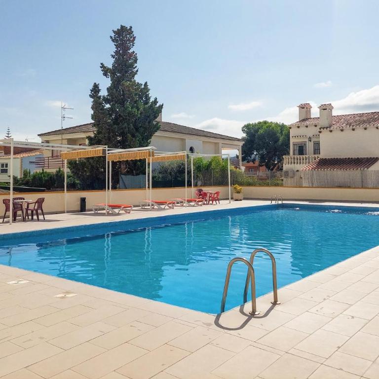 Gorgeous Apartment In Grau I Platja With Wifi - Apartamento de 3 dormitorios - 11
