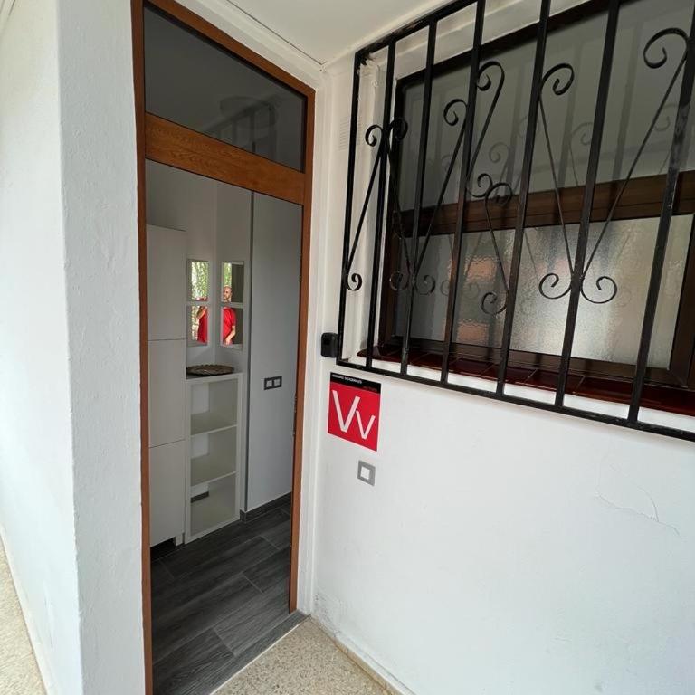 Mr Jumbo - Two-Bedroom Apartment - 13