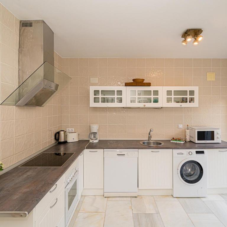 Villa Santana FAMILY VILLA Spaniahome - Four-Bedroom House - 5