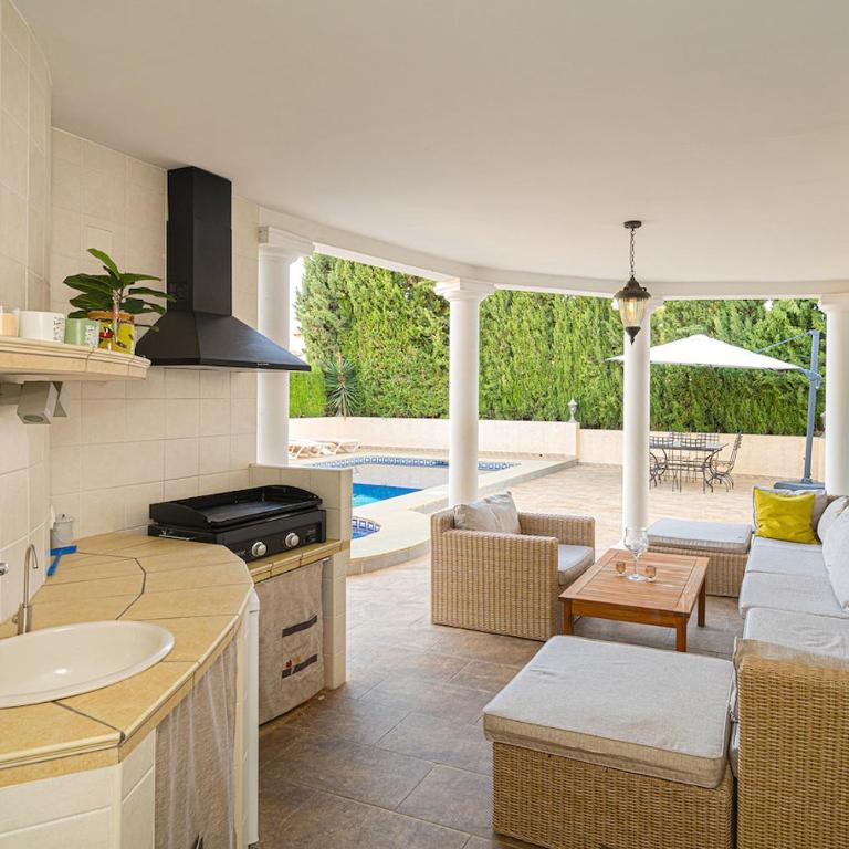 Villa Santana FAMILY VILLA Spaniahome - Four-Bedroom House - 3