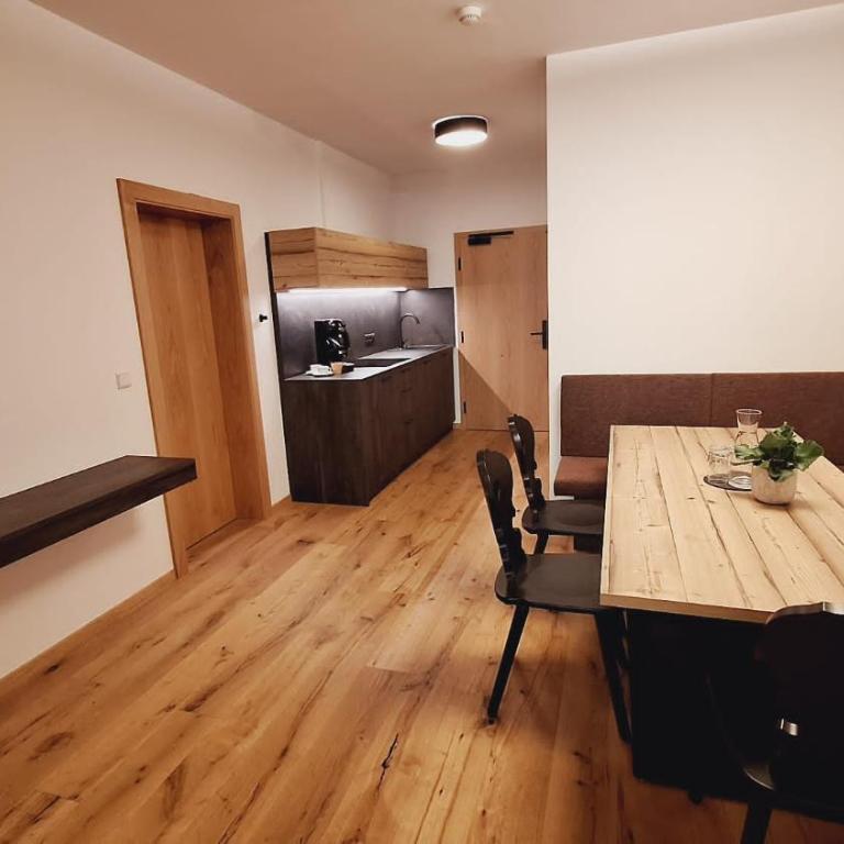 Alpenspitz Appartements - Garni - B&B - Apartment with Mountain View - 14