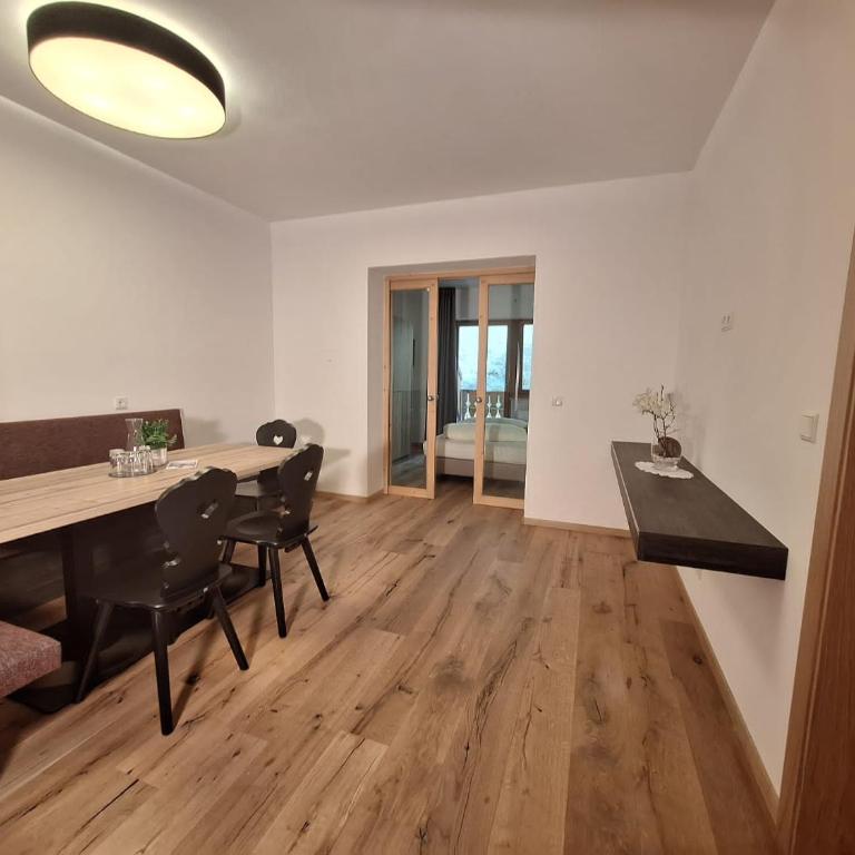 Alpenspitz Appartements - Garni - B&B - Apartment with Mountain View - 9
