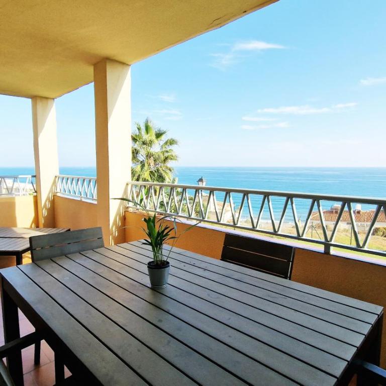 AA Guest - Don Juan Eco Front Sea Views Apartment - Apartamento de 1 dormitorio - 5