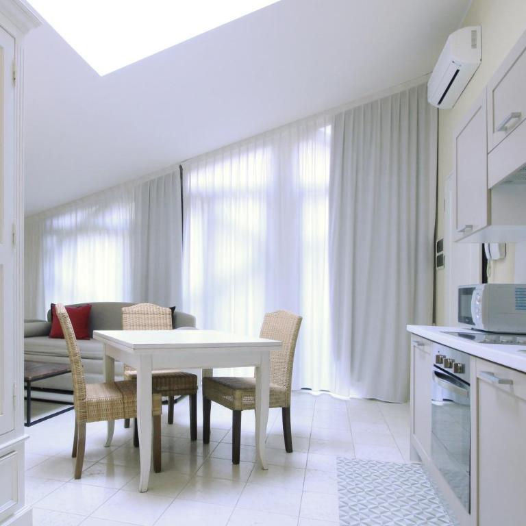 Adriano Residence - Monolocale con Divano-Letto - 5