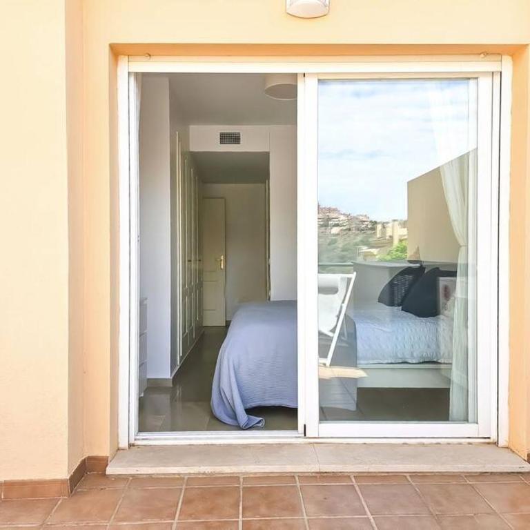 1 bed penthouse apt in Calahonda - Apartamento de 1 dormitorio - 4