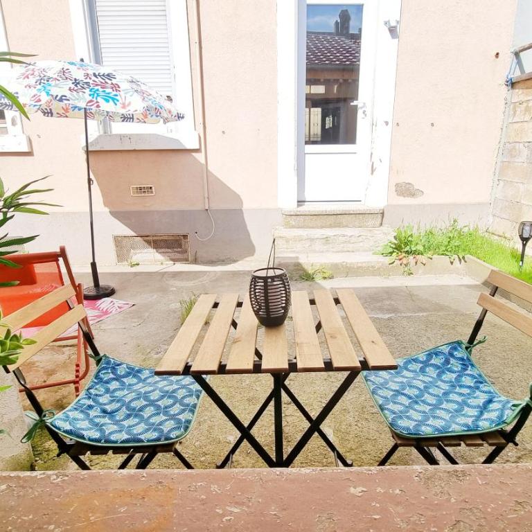 Le Ptit Paradis - Calme - Wifi - Cour privée - Relax BNB - One-Bedroom Apartment - 24