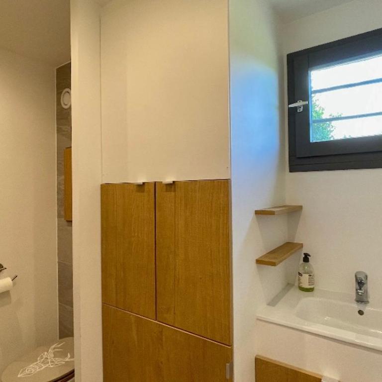 Studio rénové avec terrasse Sud idéalement situé - Appartement 1 Chambre - 8