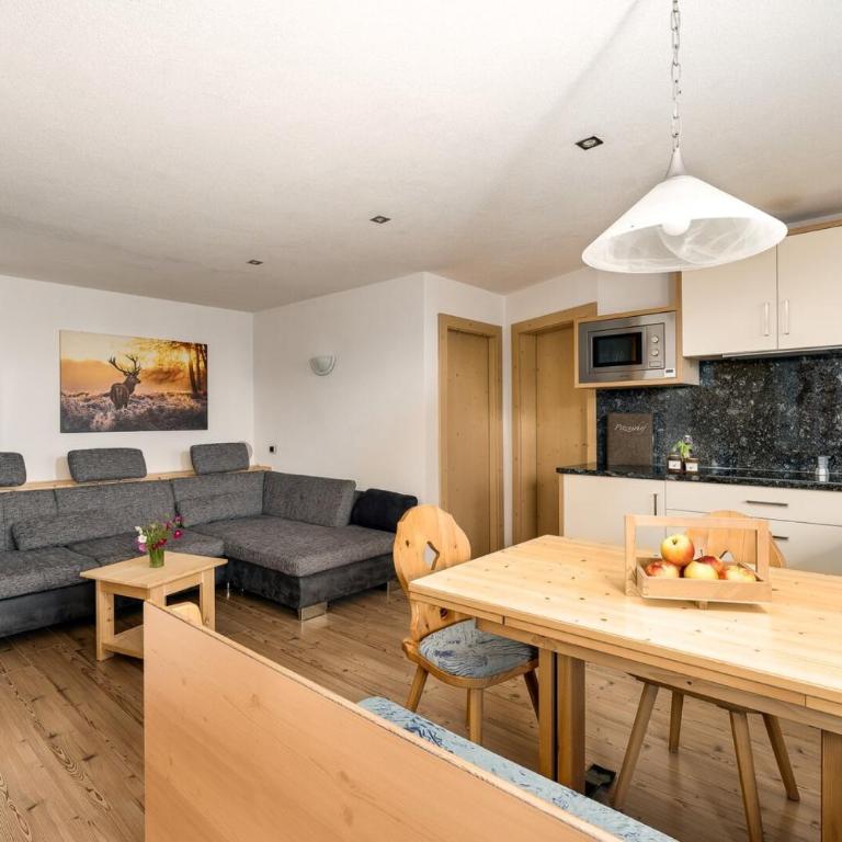 Pitznerhof - Ampio Appartamento con 2 Camere da Letto e Giardino - 10