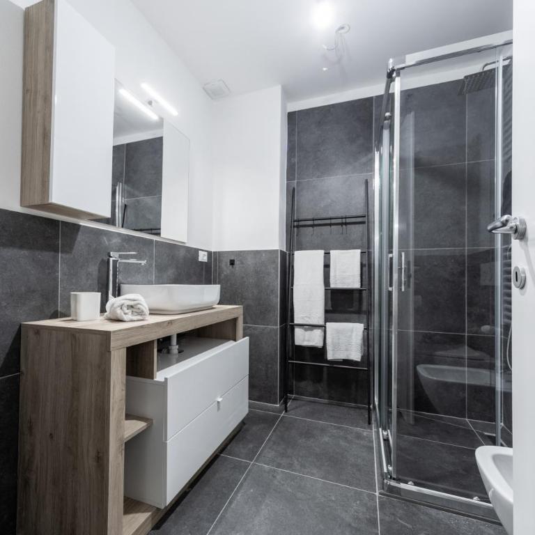 GetTheKey Barberia Apartment - Two-Bedroom Apartment - 12