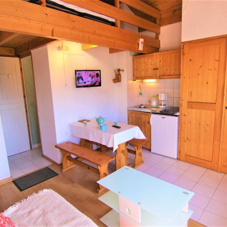 Studio Mezzanine Charmant Les Saisies - Animaux Admis - Appartamento con 1 Camera da Letto - 1