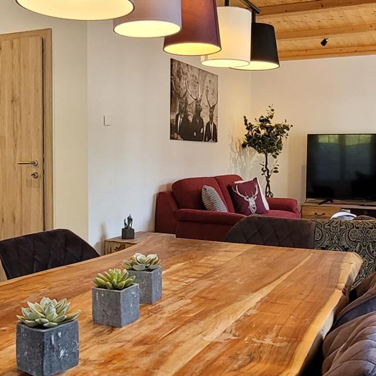 Hochalmbahnen Chalets 1-01, Alpenglocke, nahe Gondel, Hunde willkommen - Chalet mit 3 Schlafzimmern - 3