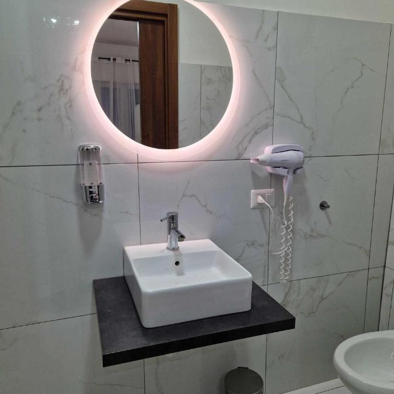 B&B Pompeii Living Dream - Camera Tripla Classic - 4