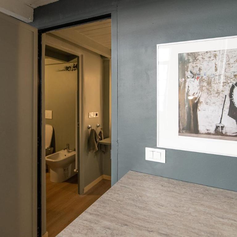 EMBRIACI CHARME DESIGN Centro Storico Porto Antico Acquario - Two-Bedroom Apartment - 28