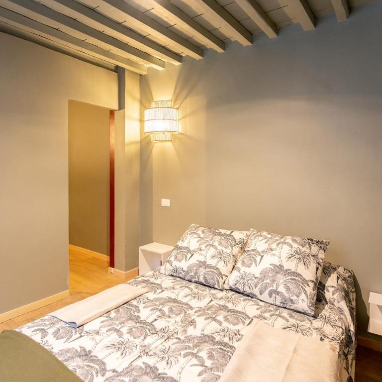 EMBRIACI CHARME DESIGN Centro Storico Porto Antico Acquario - Two-Bedroom Apartment - 9