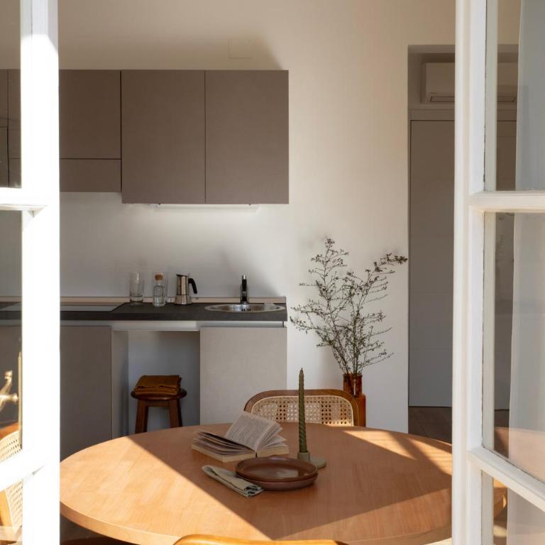 Bob W Florence Ponte Vecchio - Signature Penthouse with Kitchen - Balcony - 15