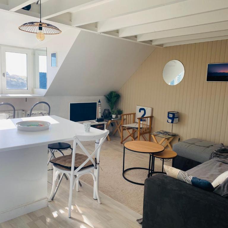 T2 - T3 Vue exceptionnelle - Centre ville de Dinard - Apartment mit 2 Schlafzimmern - 2