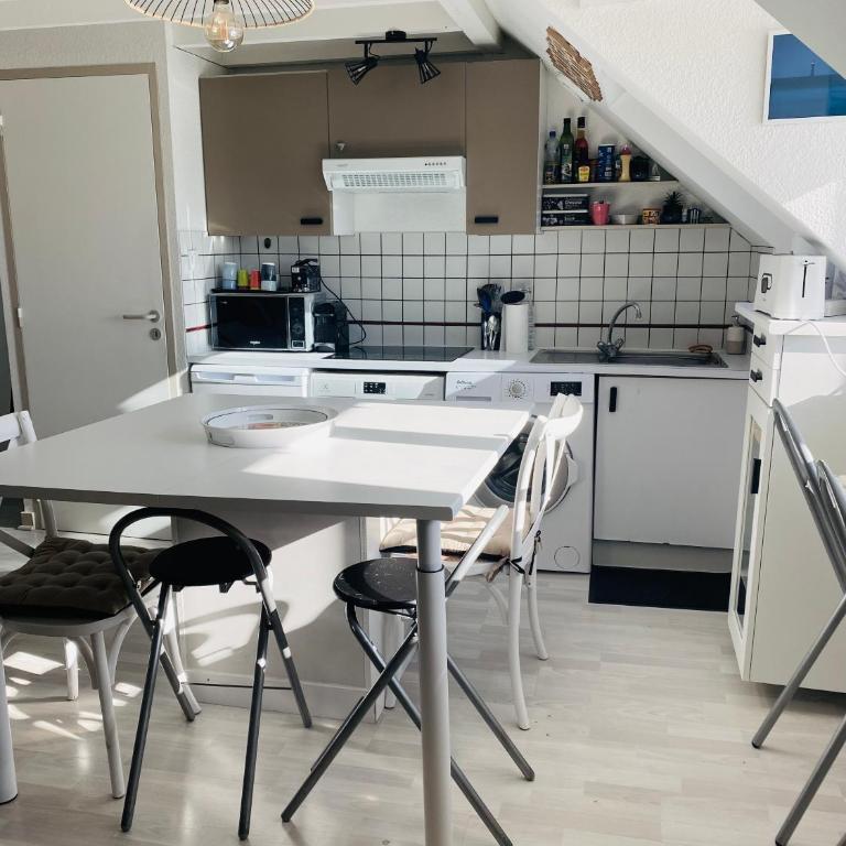 T2 - T3 Vue exceptionnelle - Centre ville de Dinard - Apartment mit 2 Schlafzimmern - 4
