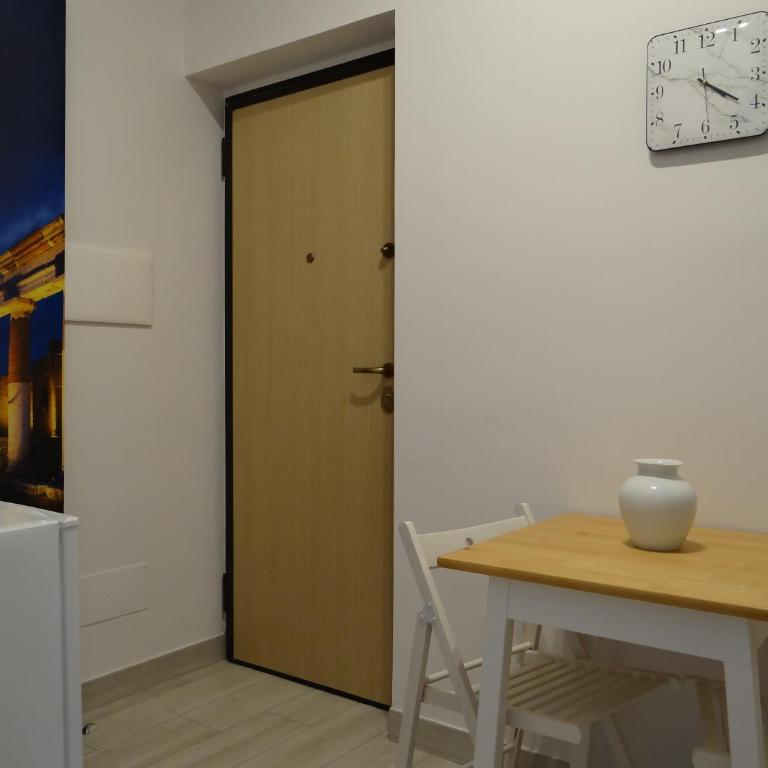 White Lady B&B - One-Bedroom Apartment - 4