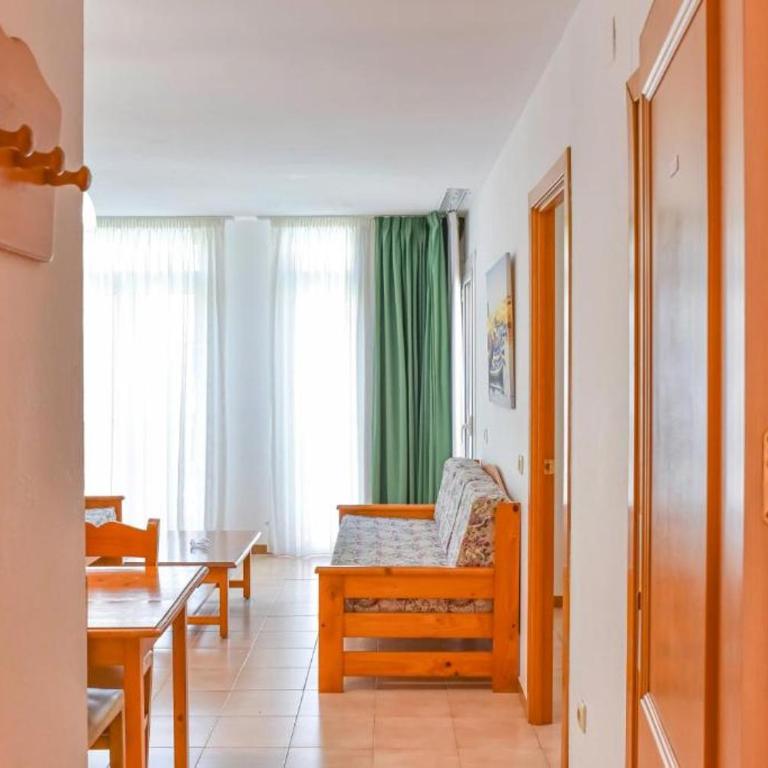 Aptos. Comte D´Empuries - Apartamento de 1 dormitorio (4 adultos) - 19