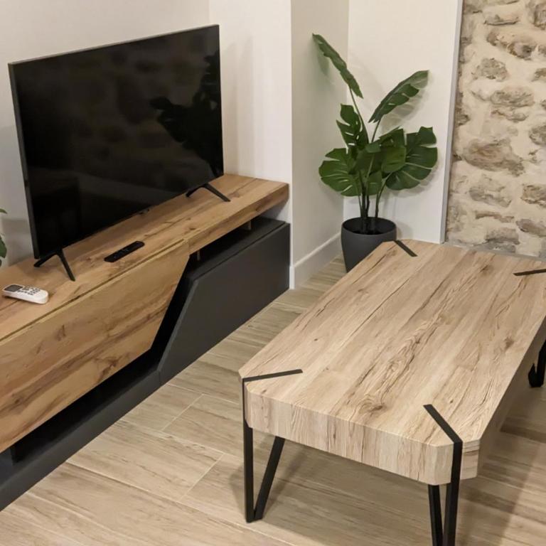 Sweet Mesón - Two-Bedroom Apartment - 4