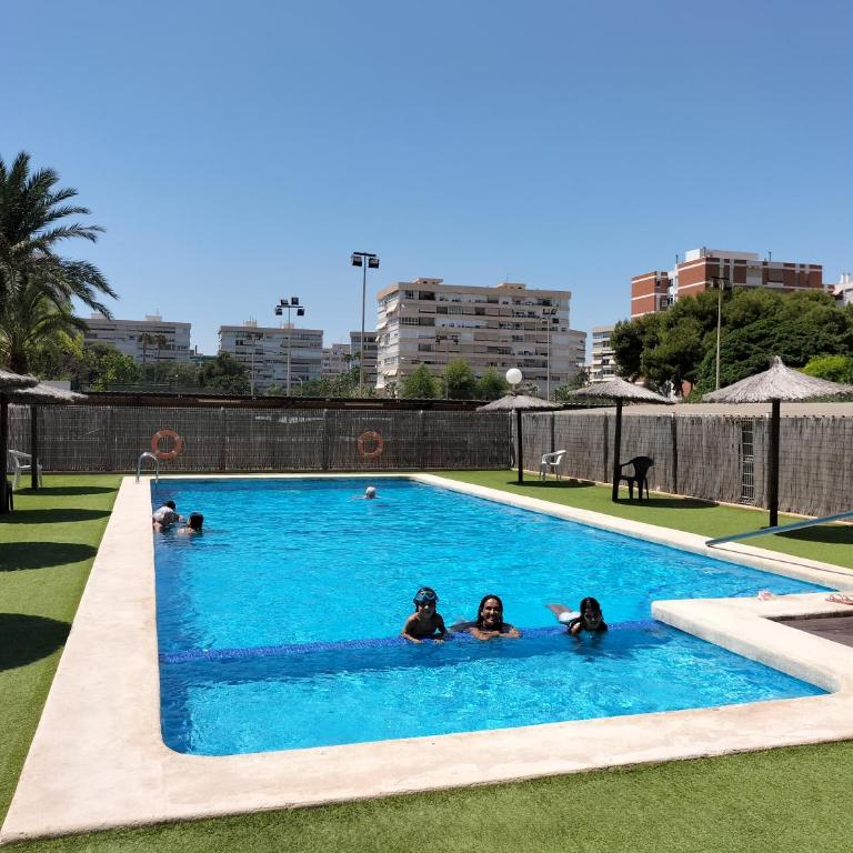 GLP Dreams Torre Alazan - Three-Bedroom Apartment - 32