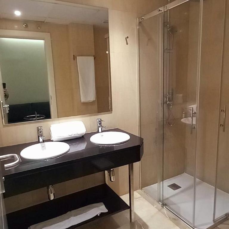 Funway Academic Resort - Suite with Garden View - 1