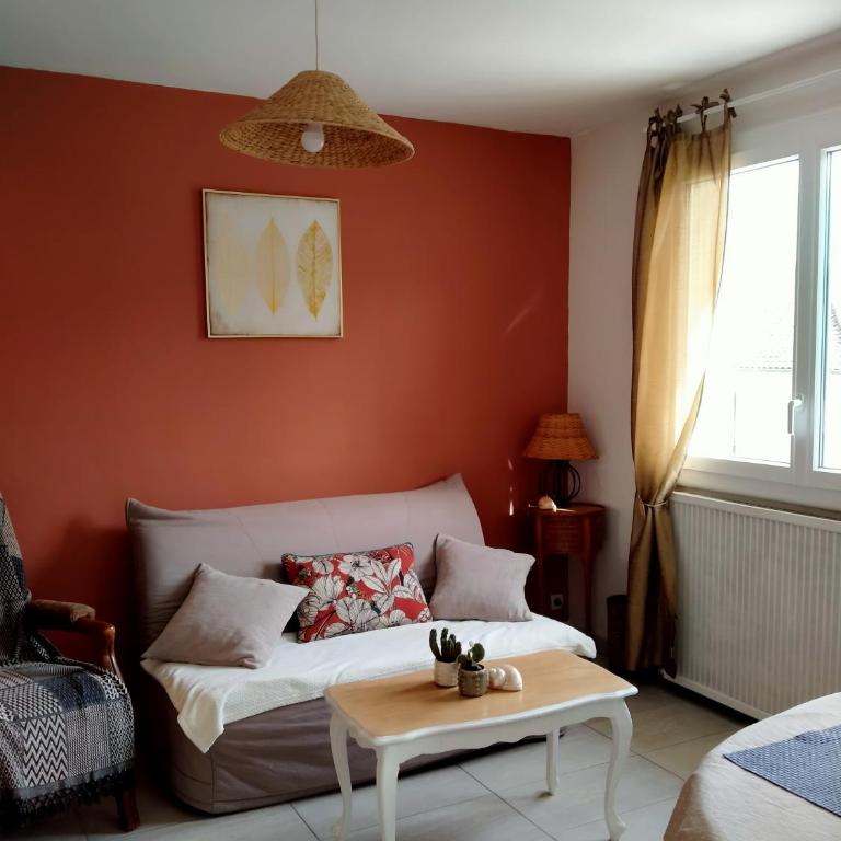 LE CITRONNIER - One-Bedroom Apartment - 1
