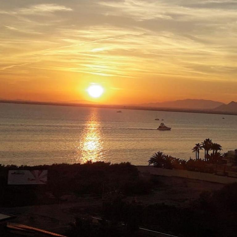 Apto. ideal con vistas al Mar Menor (tiene cuna) - Apartamento de 2 dormitorios con terraza y vistas al mar - 4