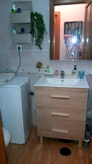 Apto. ideal con vistas al Mar Menor (tiene cuna) - Apartamento de 2 dormitorios con terraza y vistas al mar - 12