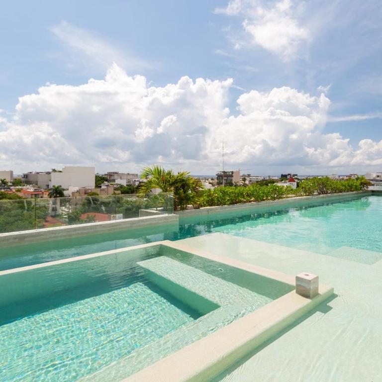 Downtown Condos Luxury - Two-Bedroom Apartment - 23
