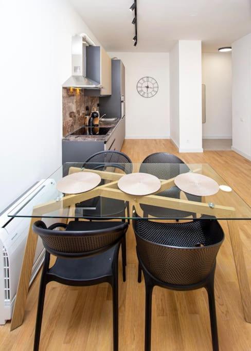 Skyline Apartments by In Property - One-Bedroom Apartment - 24