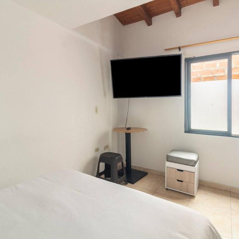Letto Hostal - Habitación Doble con baño compartido - 2