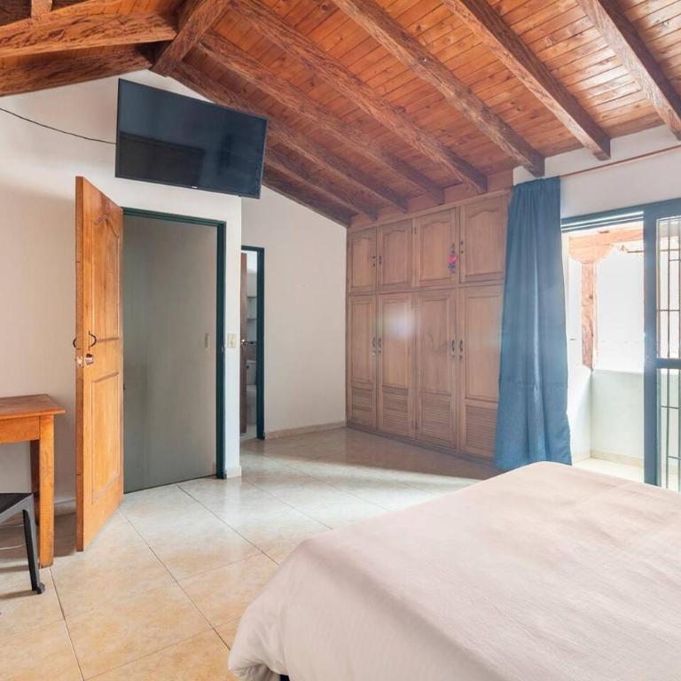 Letto Hostal - Habitación Triple con baño privado - 5