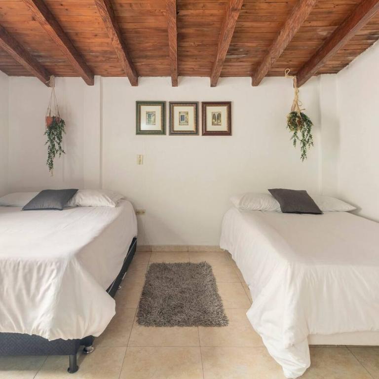 Letto Hostal - Habitación Triple con baño privado - 1