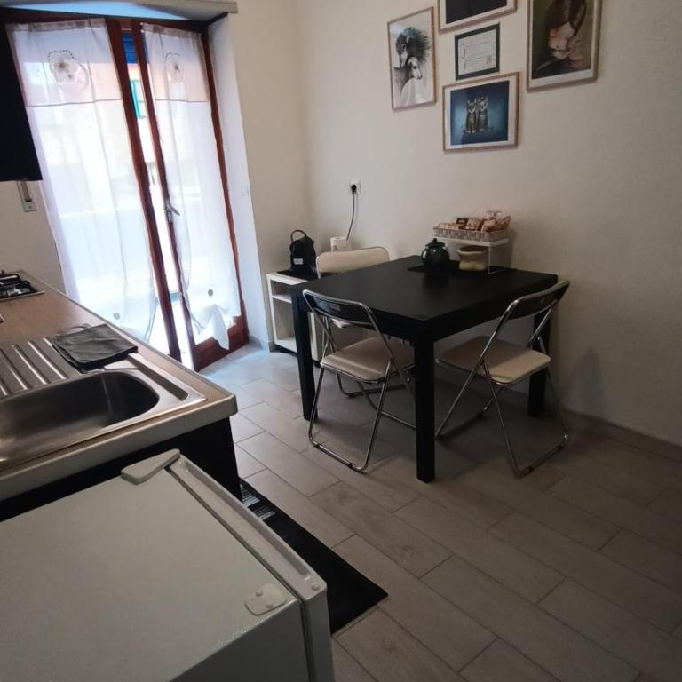 Casilina One - Two-Bedroom Apartment - 12