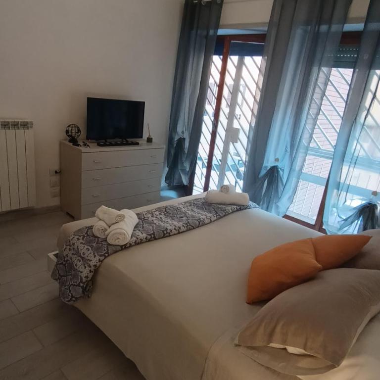 Casilina One - Two-Bedroom Apartment - 4
