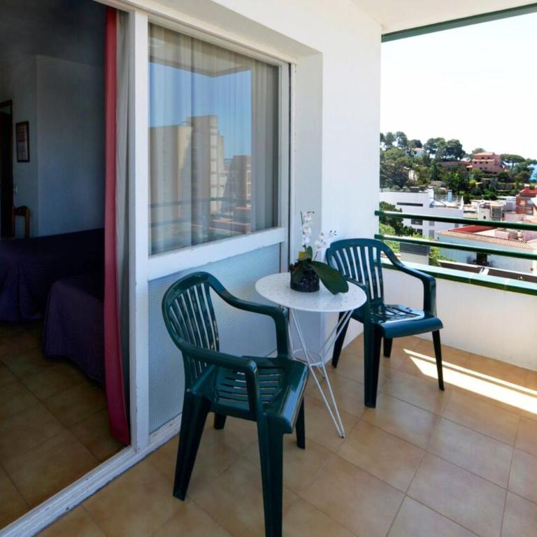Hostal Magnolia - Habitación Doble con balcón - 1