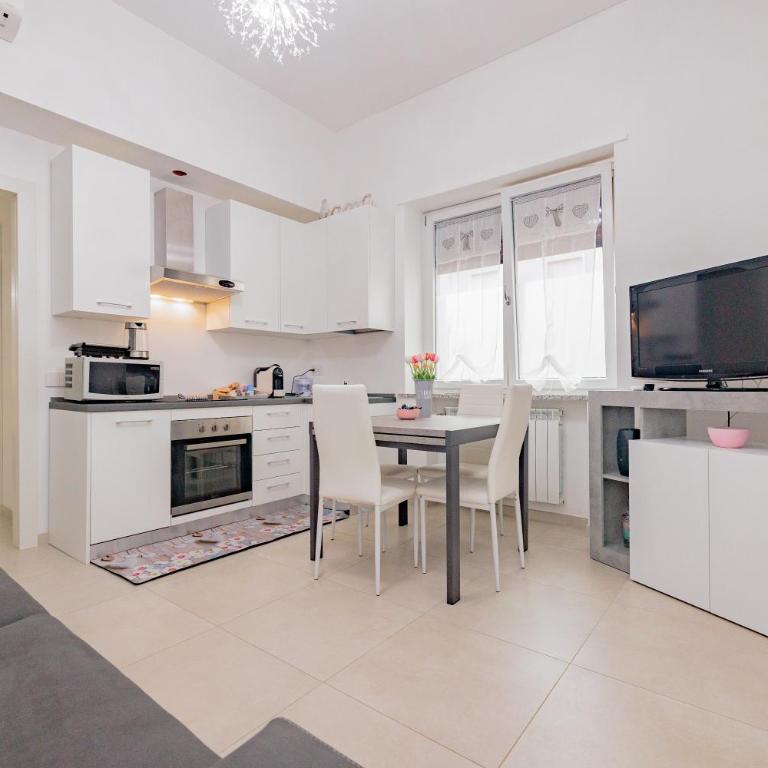 La casa di Alessia nel centro di Como - Alessiatravelling - Casa con 1 Camera da Letto - 2