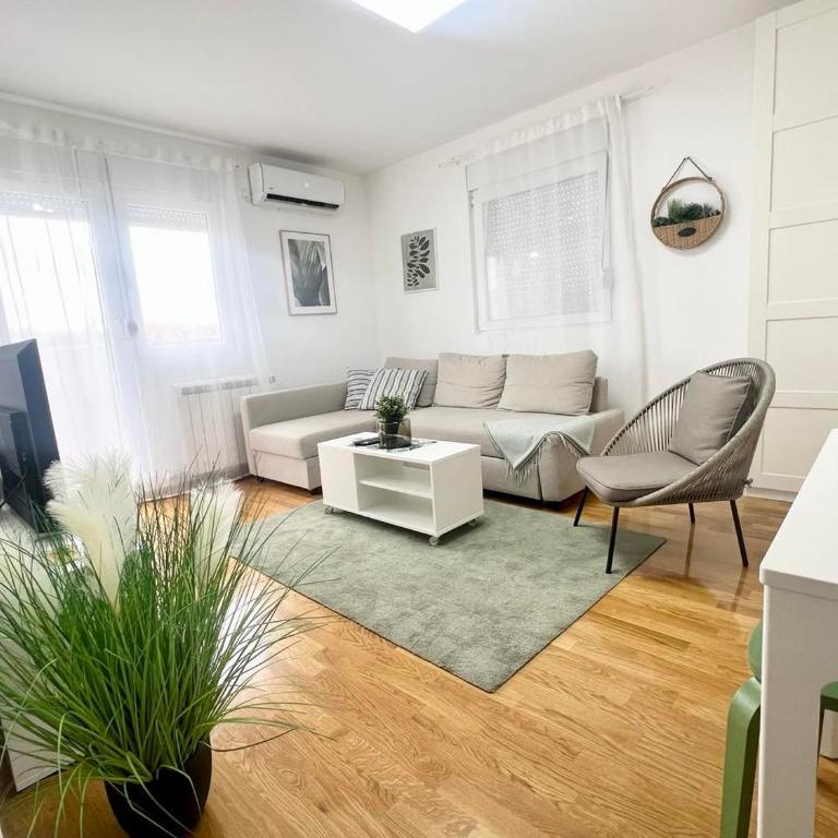 GreenCity10 - One-Bedroom Apartment - 1