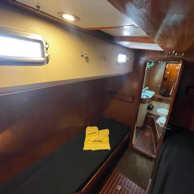 SailBoat B&B on Board - Camera Doppia con Letti Singoli con Bagno Privato - 34